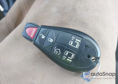 2013 Dodge Grand Caravan Sxt z USA, uszkodzony, nr VIN 2C4RDGCG9DR718395